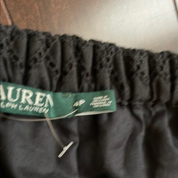 Elegant Black Off-Shoulder Dress - Picture 5 of 13